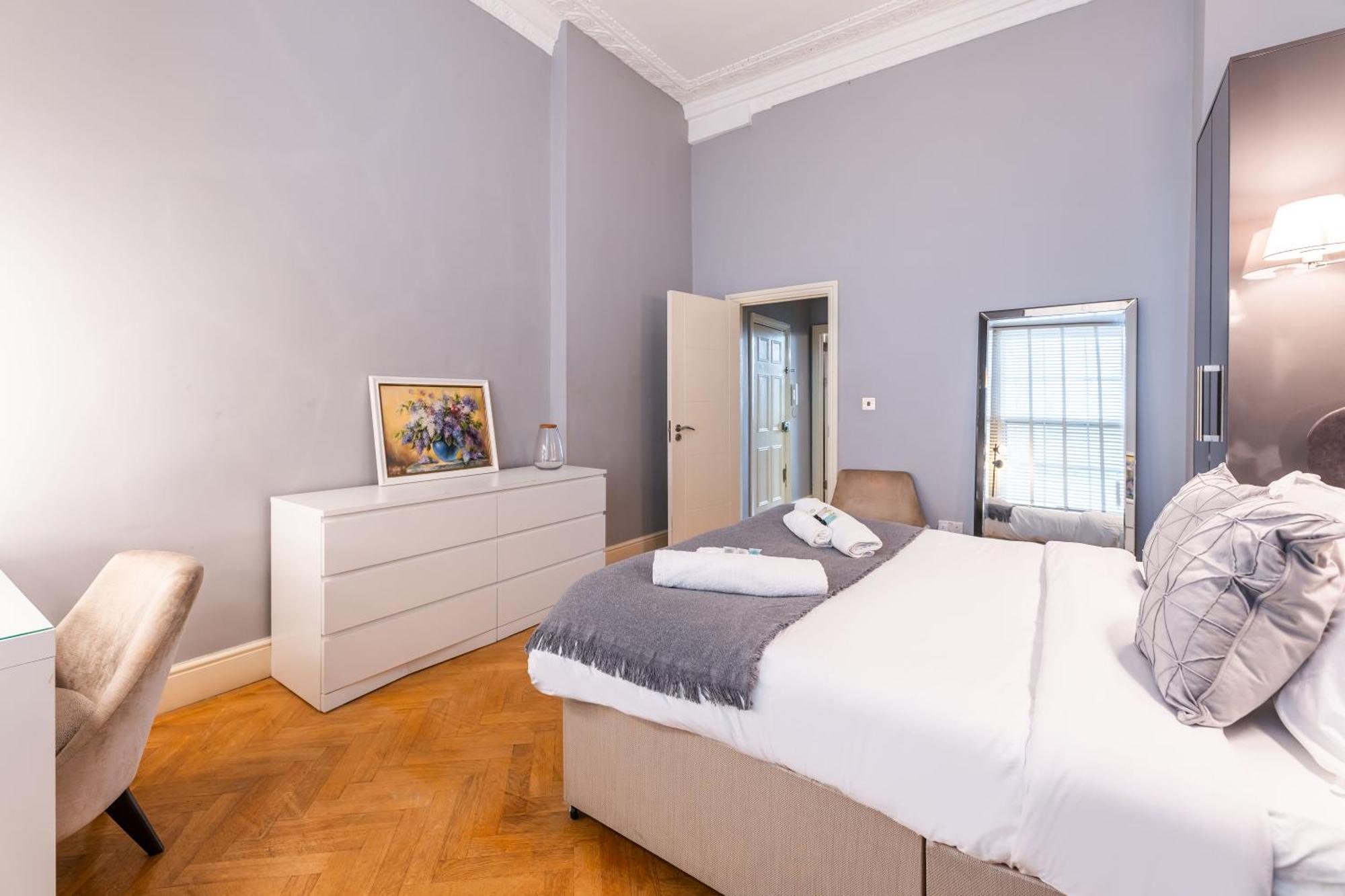 Luxury One Bedroom Flat In Westbourne Terrace ลอนดอน ภายนอก รูปภาพ