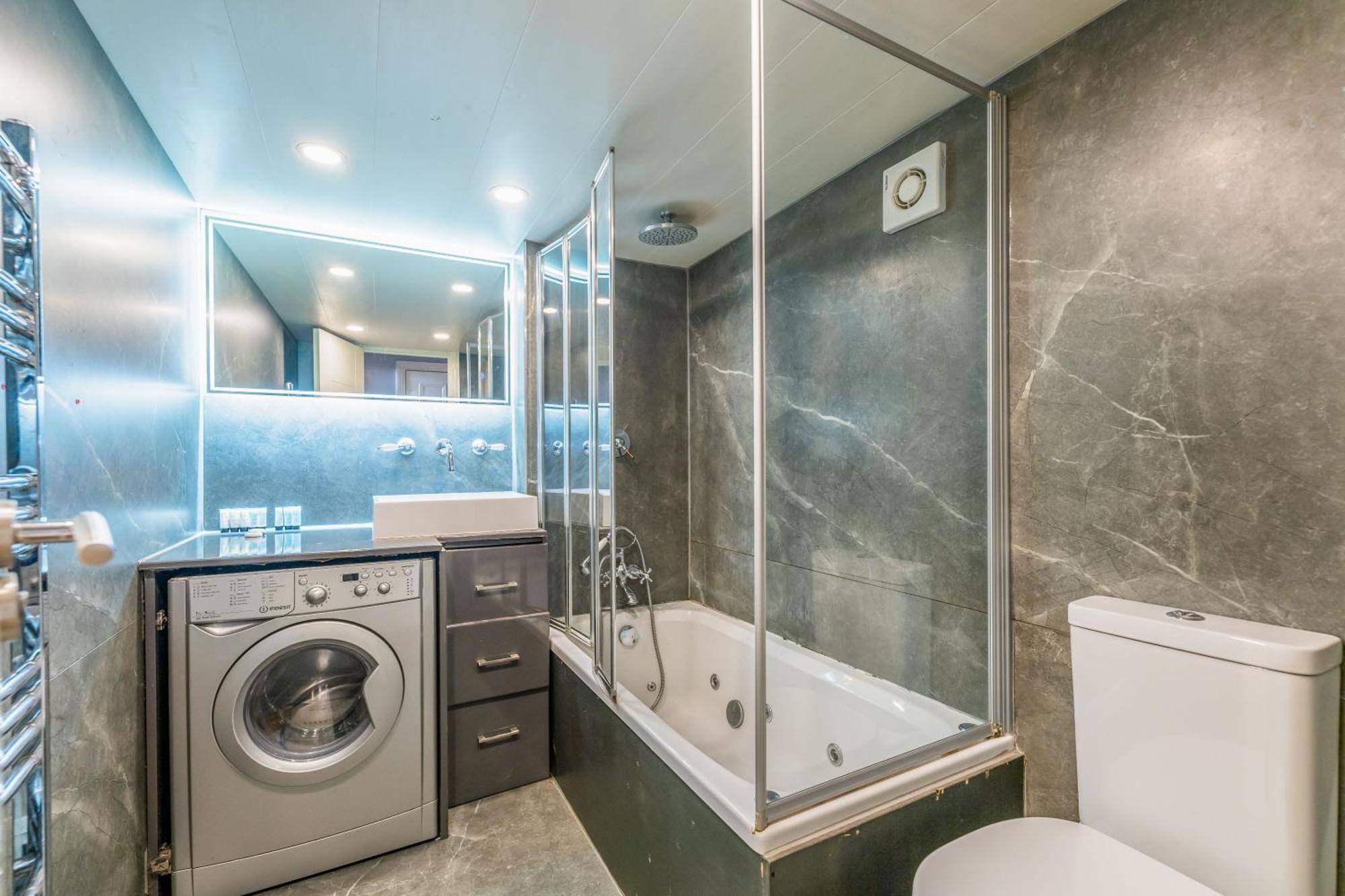 Luxury One Bedroom Flat In Westbourne Terrace ลอนดอน ภายนอก รูปภาพ